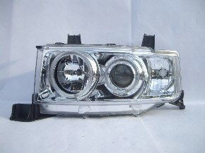 卓宏貿(mào)易公司 提供臺(tái)灣進(jìn)口之右軚汽車(chē)燈飾部品,歐盟認(rèn)證,保證不滲水,附設(shè)產(chǎn)品保養(yǎng),設(shè)有安裝服務(wù)