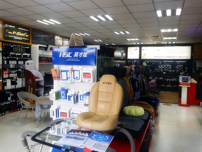 萬(wàn)州車(chē)潔士汽車(chē)服務(wù)中心